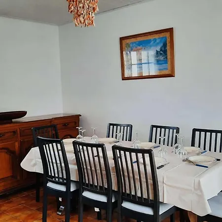 Maison Familiale 5 Pièces à - 8 Personnes - Fr-1-224b-250 Hébergement de vacances