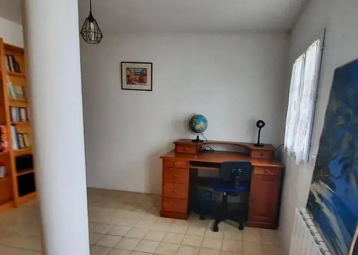 Maison Familiale 5 Pièces à - 8 Personnes - Fr-1-224b-250 Hébergement de vacances *